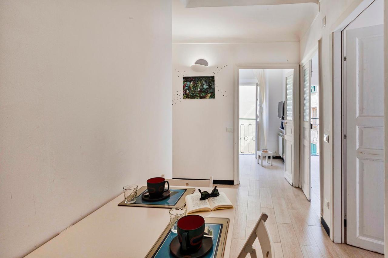 A Pochi Passi Da Piazza De Ferrari By Wonderful Italy Apartment Genoa Bagian luar foto