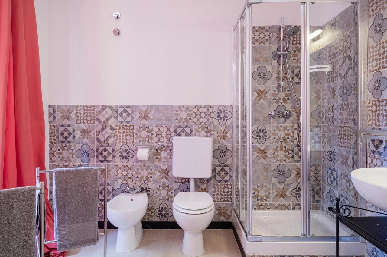A Pochi Passi Da Piazza De Ferrari By Wonderful Italy Apartment Genoa Bagian luar foto